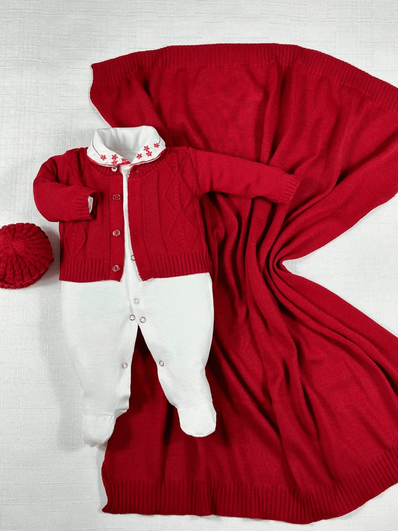 Saída Maternidade Manta e Macacão Fofura com gorro