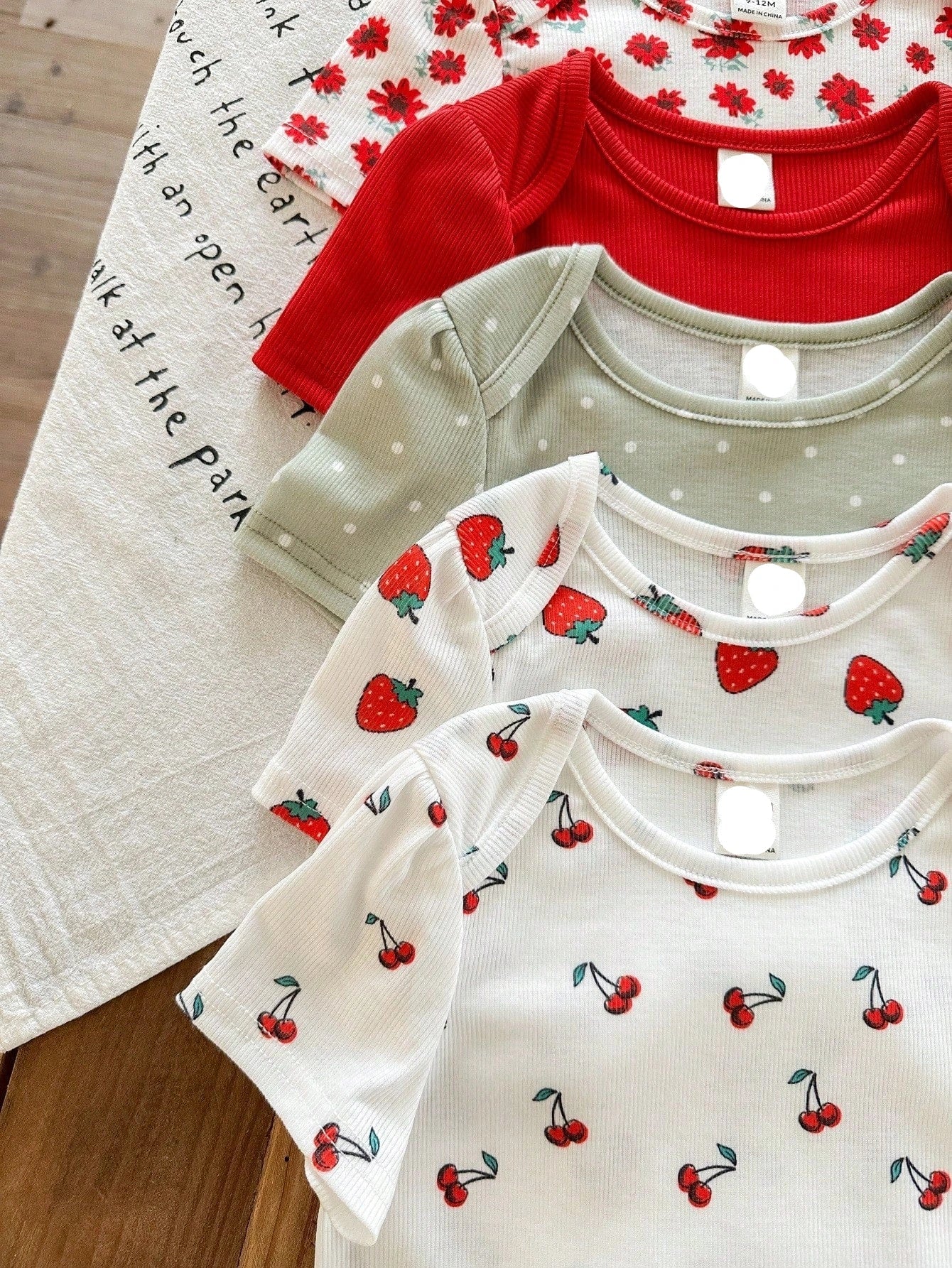 Kit body bebê 5 peças Flores e Frutinhas multicor