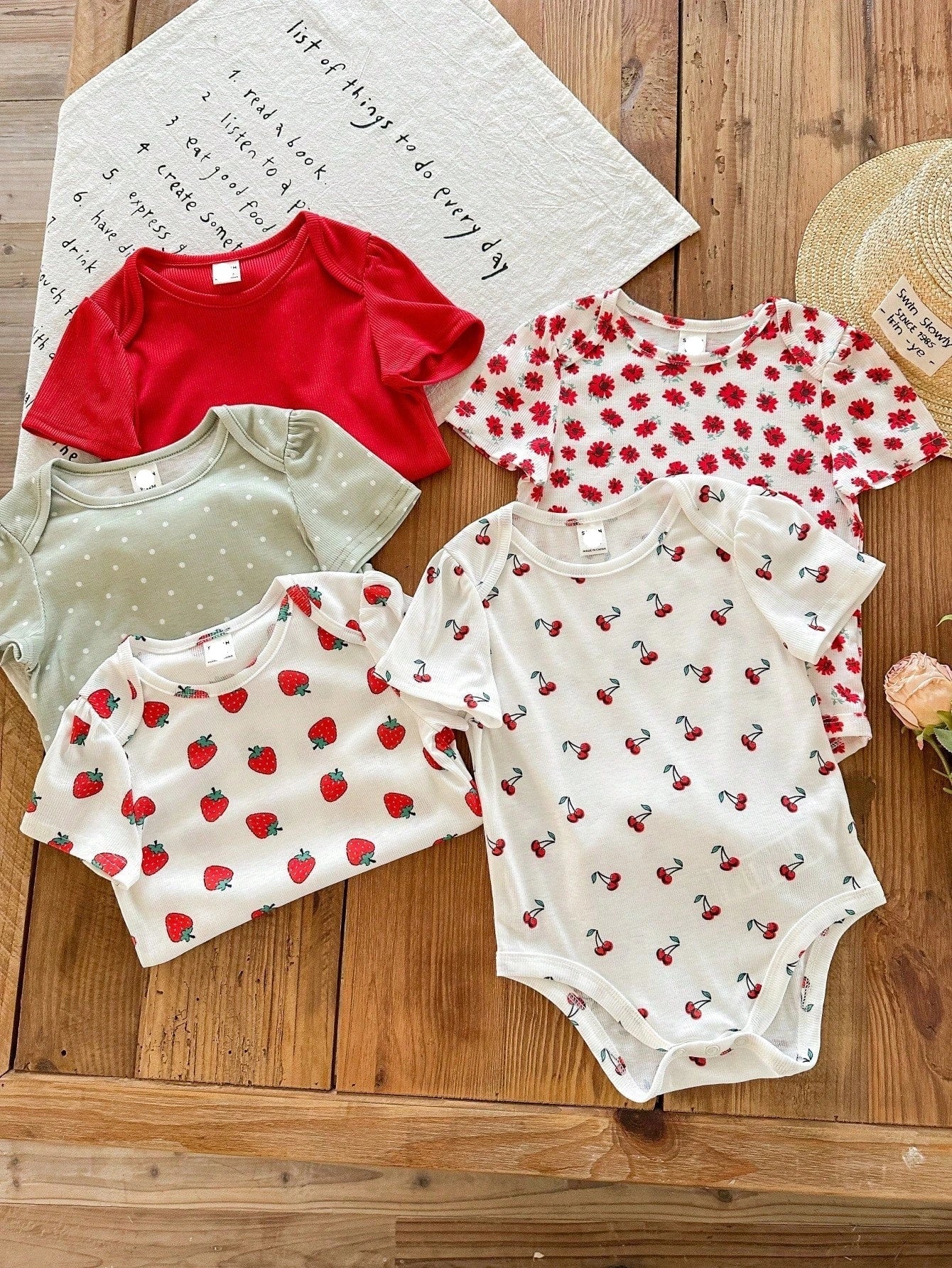 Kit body bebê 5 peças Flores e Frutinhas multicor