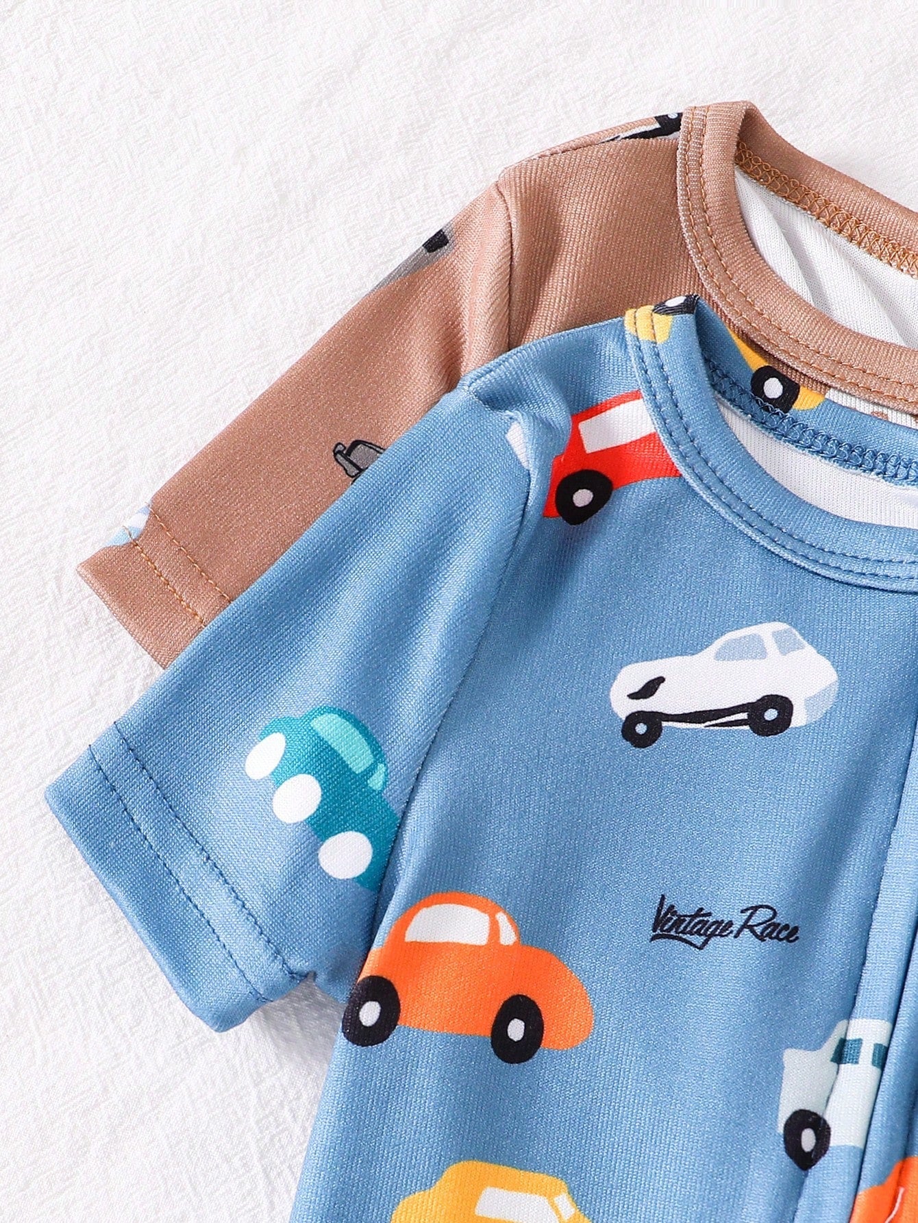 Kit Macacão Manga Curta com Zíper para Bebê com 2 unidades - Carrinhos