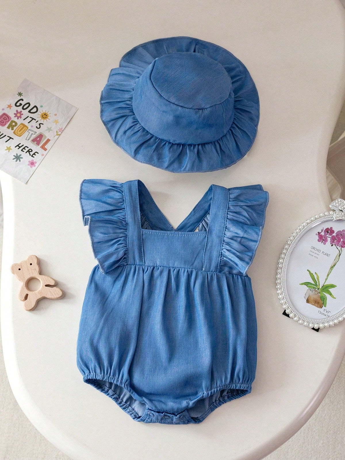 Conjunto 2 peças Body Com Manga De Renda e Chapeu