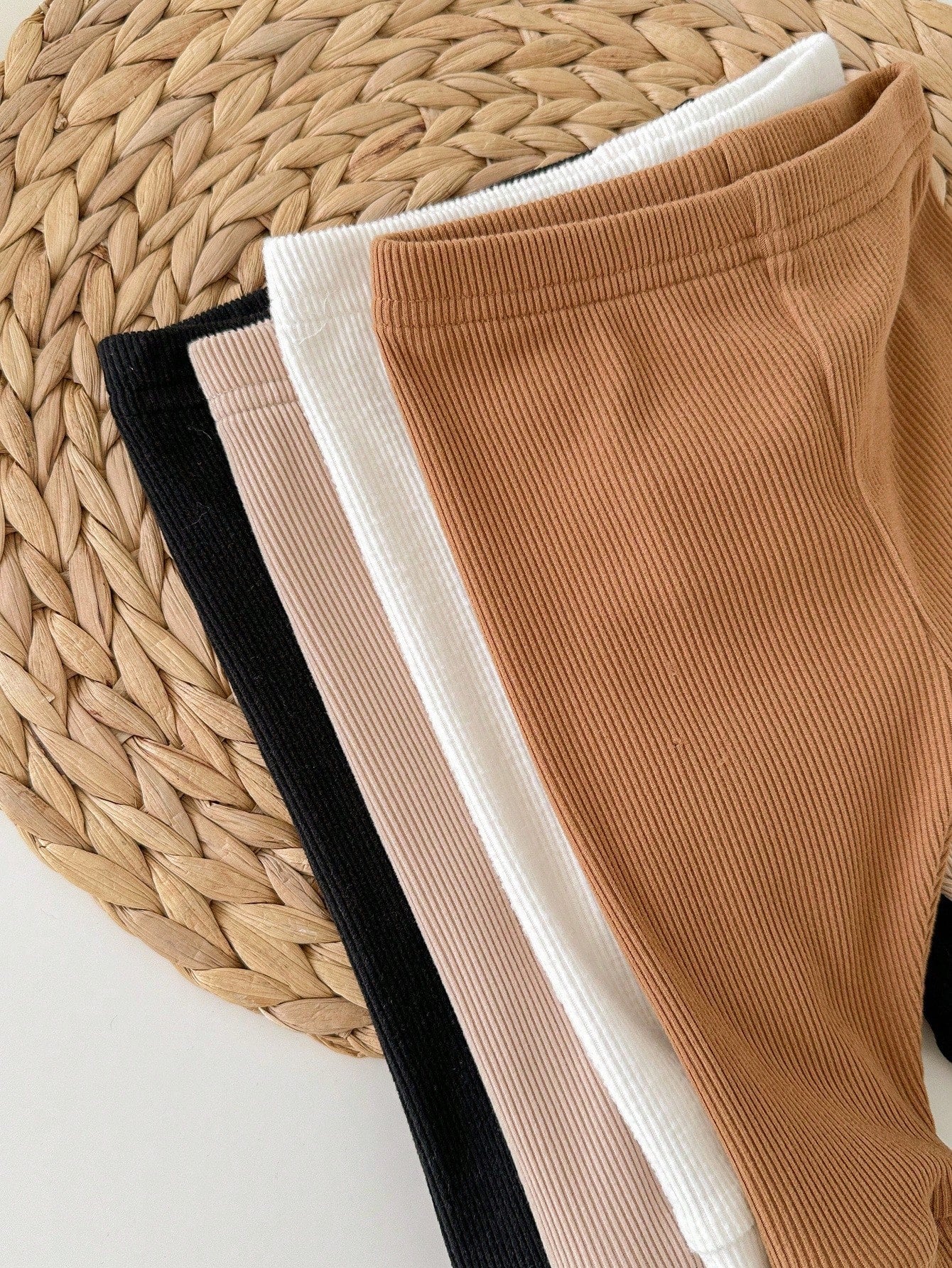 Kit Com 4 Calças Tricotado Em Ribana Unissex