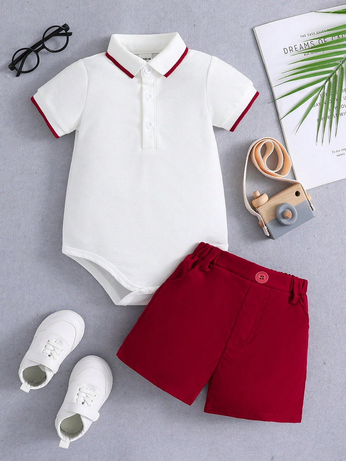 Conjunto Body mangas curta e Shorts