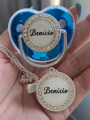 Kit chupeta + prendedor personalizado com nome para meninos