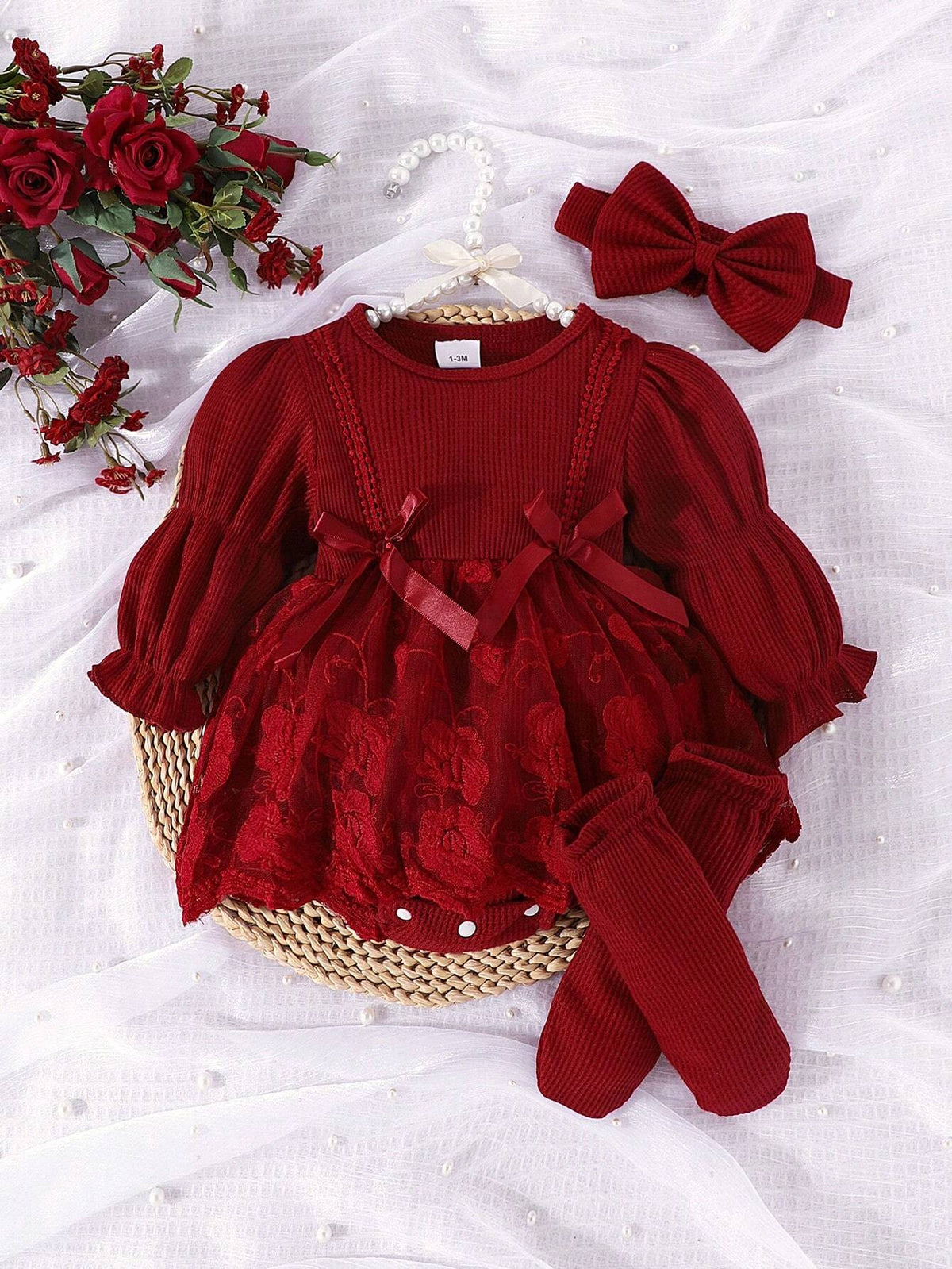 Conjunto Elegante  Romper Manga Longa + Faixa para Cabeça + Meias