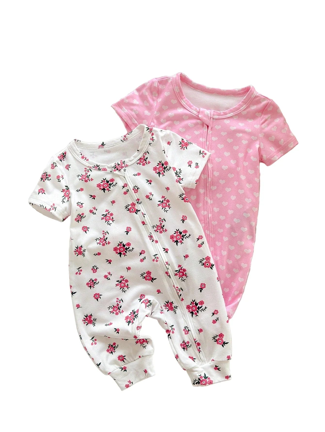 Kit Macacão Manga Curta com Zíper para Bebê com 2 unidades - Flores e Coração