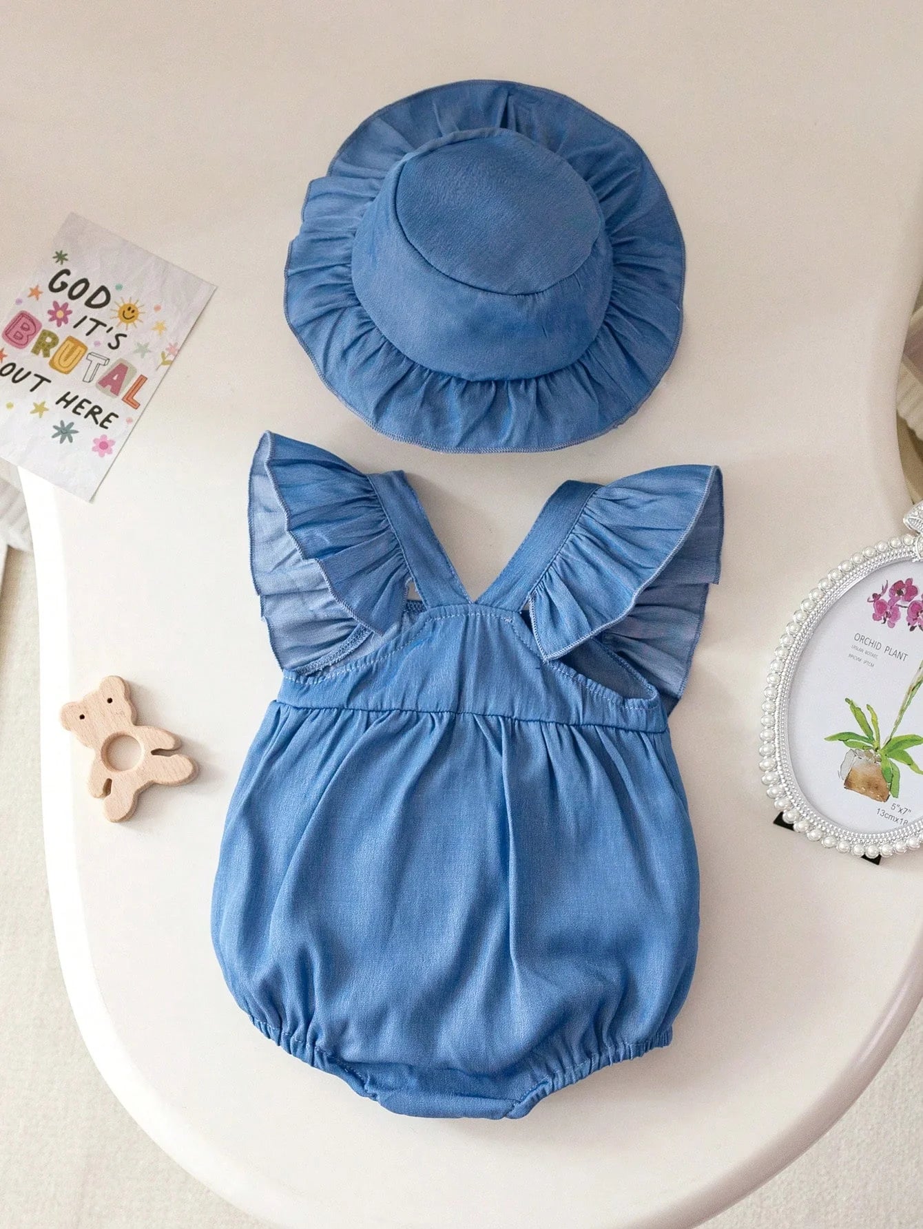 Conjunto 2 peças Body Com Manga De Renda e Chapeu